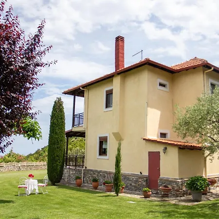 Zeusplace Divina Montagna فيلة